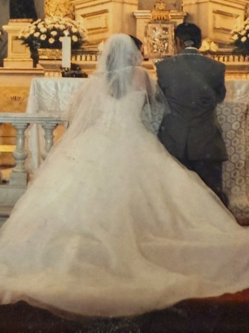 Oleg Cassini Wedding Dress - Picture 4 of 6
